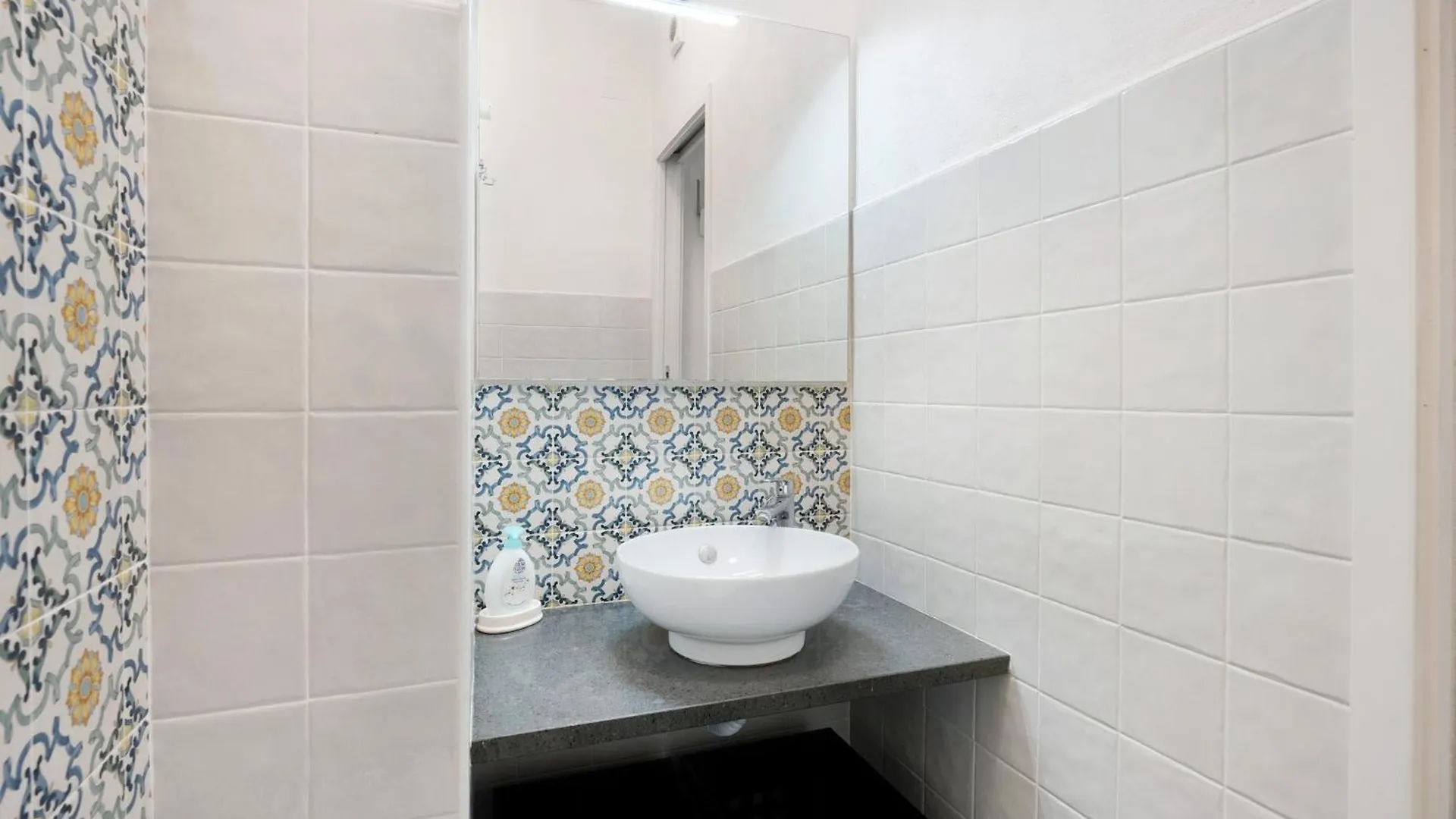 Apartment Casa Confortevole In Centro Storico Naples